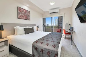Room & Suite