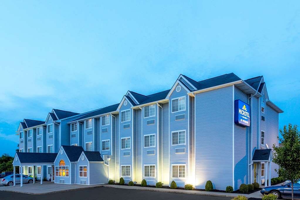 Microtel Inn &amp; Suites by Wyndham Dry Ridge, hotel in Florence