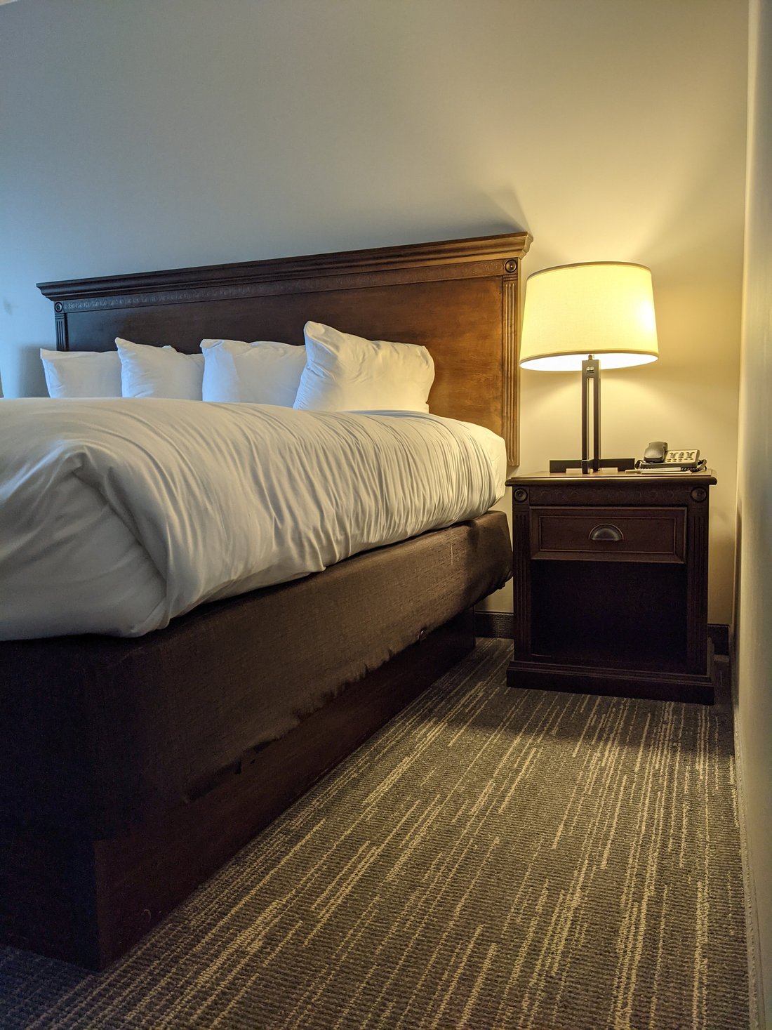 Country Inn & Suites by Radisson, Grand Rapids East - hotel rooms