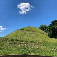 Grave Creek Mound Archaeological Complex, Moundsville