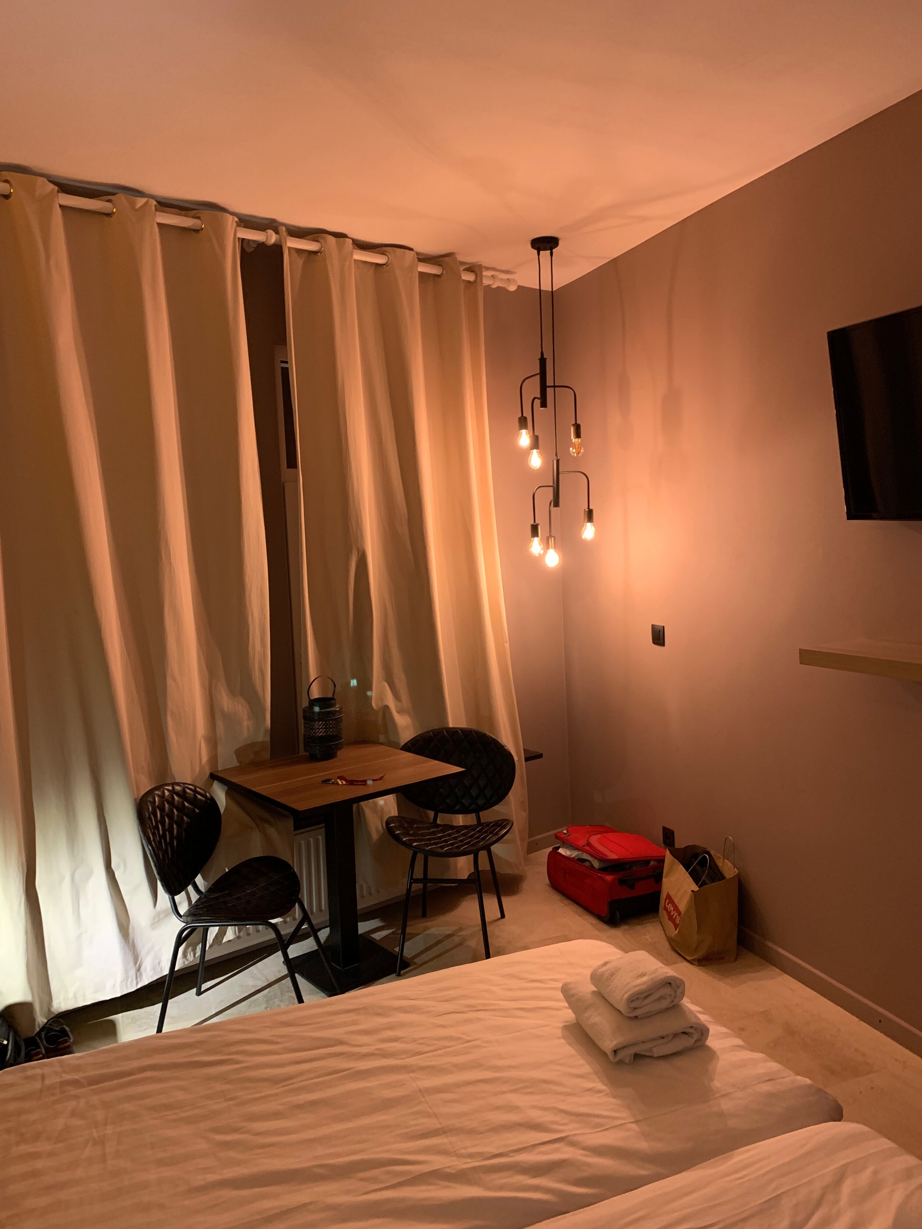 HOTEL MEZONVIN (Anversa, Antwerp Province): Prezzi 2022 E Recensioni