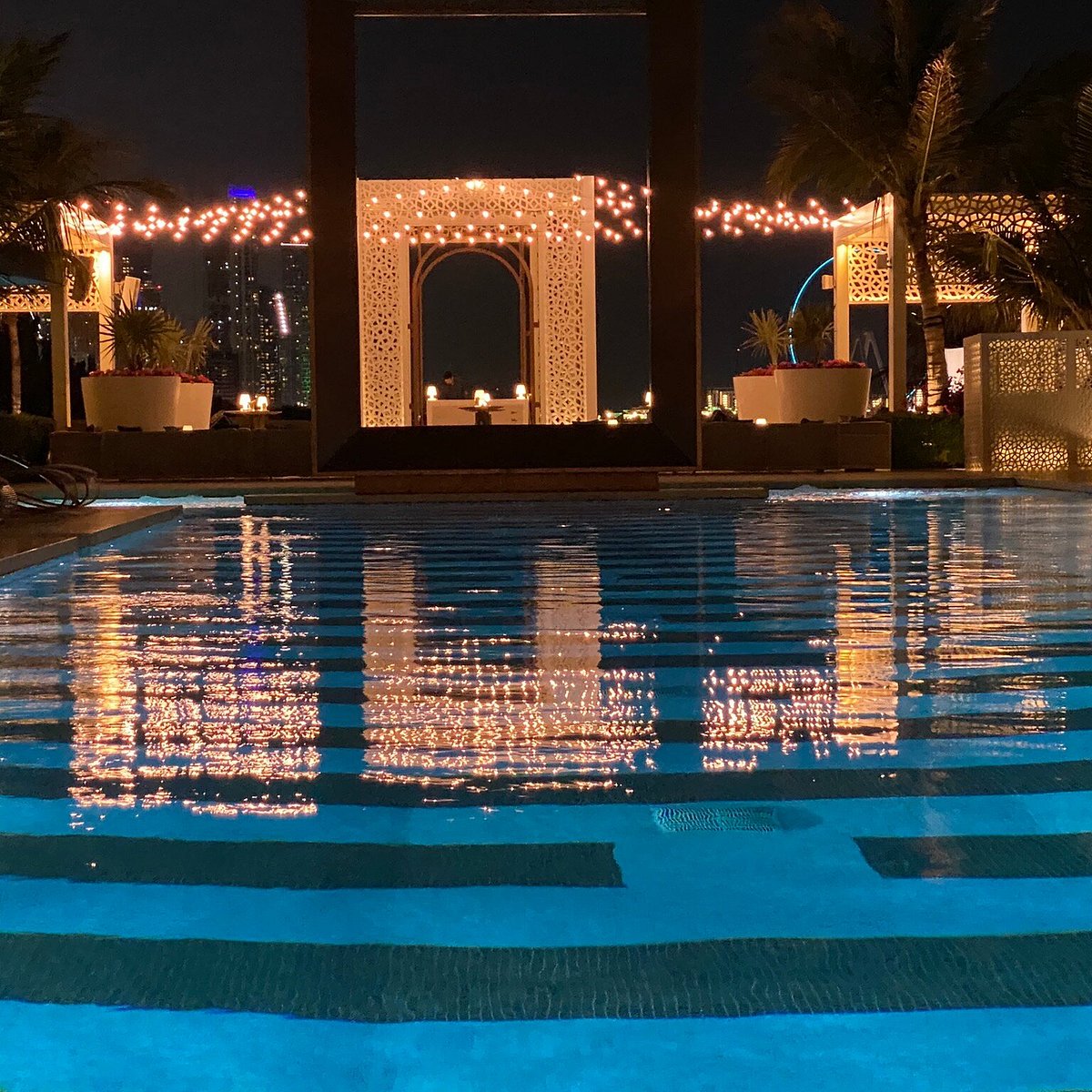 Drift beach. Дрифт Бич Дубай. Drift Beach Dubai. Drift Beach Club Dubai. Drift Beach Club.