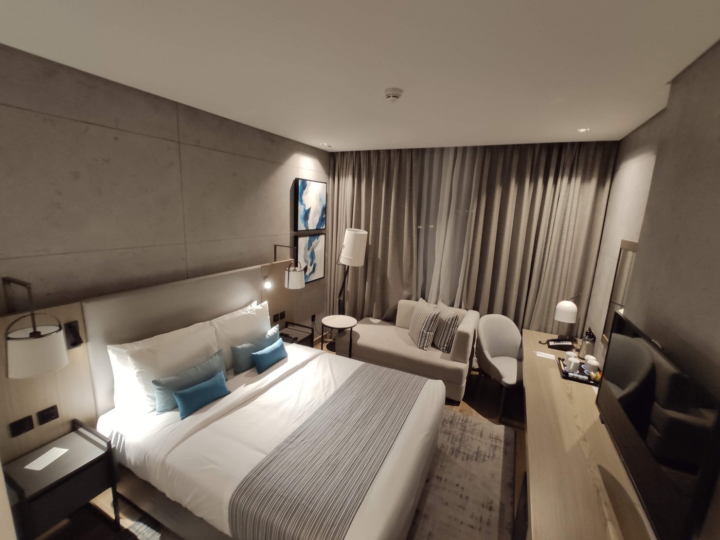 days hotel by wyndham dubai deira location