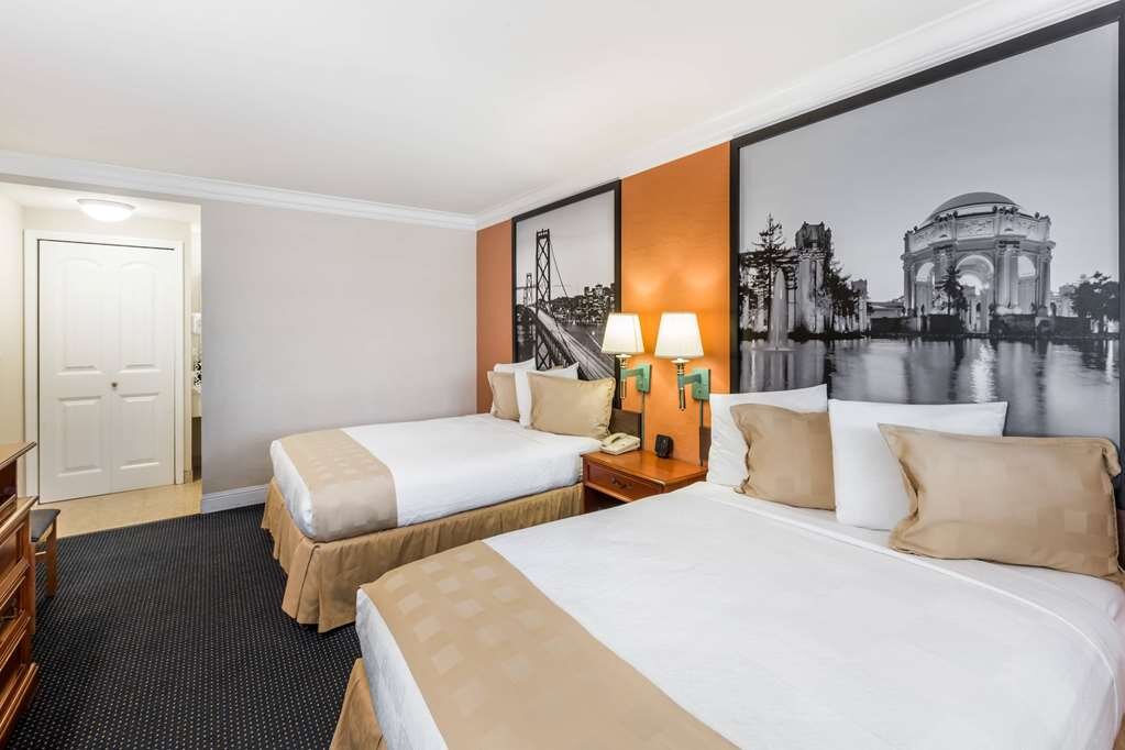 Hotel photo 74 of Super 8 by Wyndham Monterey Fisherman's Wharf Aquarium.