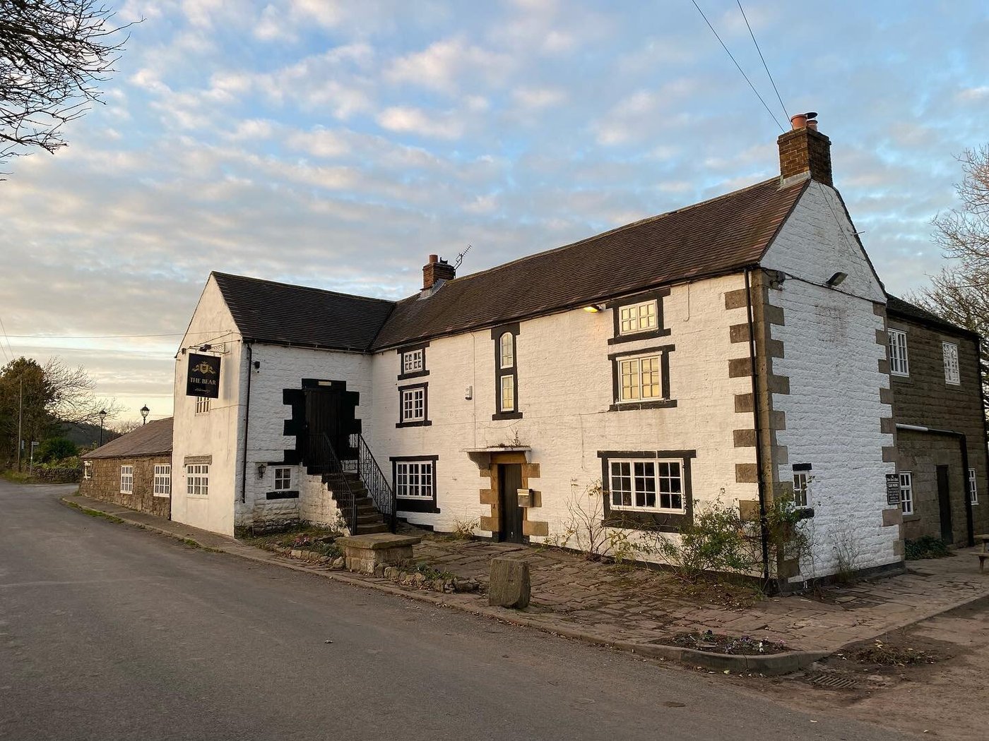 THE BEAR INN & HOTEL - Updated 2023 Reviews (Alderwasley)