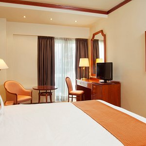 Comforatble Guest Rooms offer Convenience & Relaxation