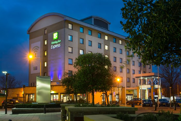 Top 65+ imagen holiday inn express london wandsworth