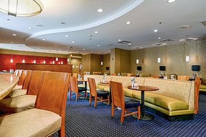 HOLIDAY INN PETERSBURG NORTH- FORT LEE, AN IHG HOTEL $145 ($̶1̶5̶6̶) -  Prices & Reviews - Colonial Heights, Virginia