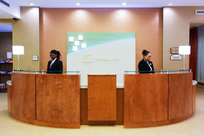 HOLIDAY INN PETERSBURG NORTH- FORT LEE, AN IHG HOTEL $145 ($̶1̶5̶6̶) -  Prices & Reviews - Colonial Heights, Virginia