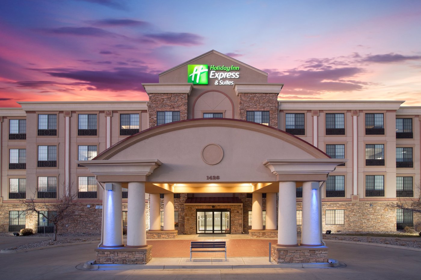 HOLIDAY INN EXPRESS & SUITES FT. COLLINS, AN IHG HOTEL $103 ($̶1̶2̶3̶ ...