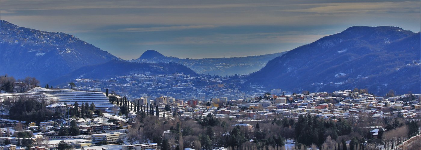 9 Dicembre  2021. Mendrisiotto, Chiassese ed il Comasco , imbiancati dalla nevicata di ieri.