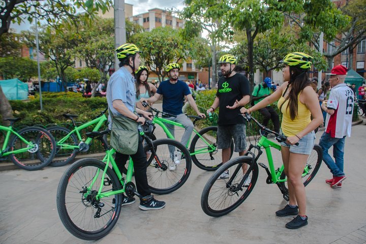 Green sales bike tour