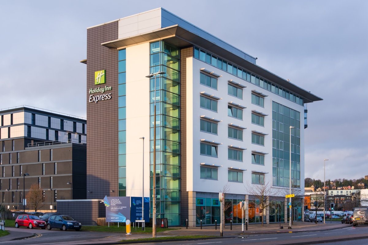 HOLIDAY INN EXPRESS LINCOLN CITY CENTRE, AN IHG HOTEL - Updated 2022