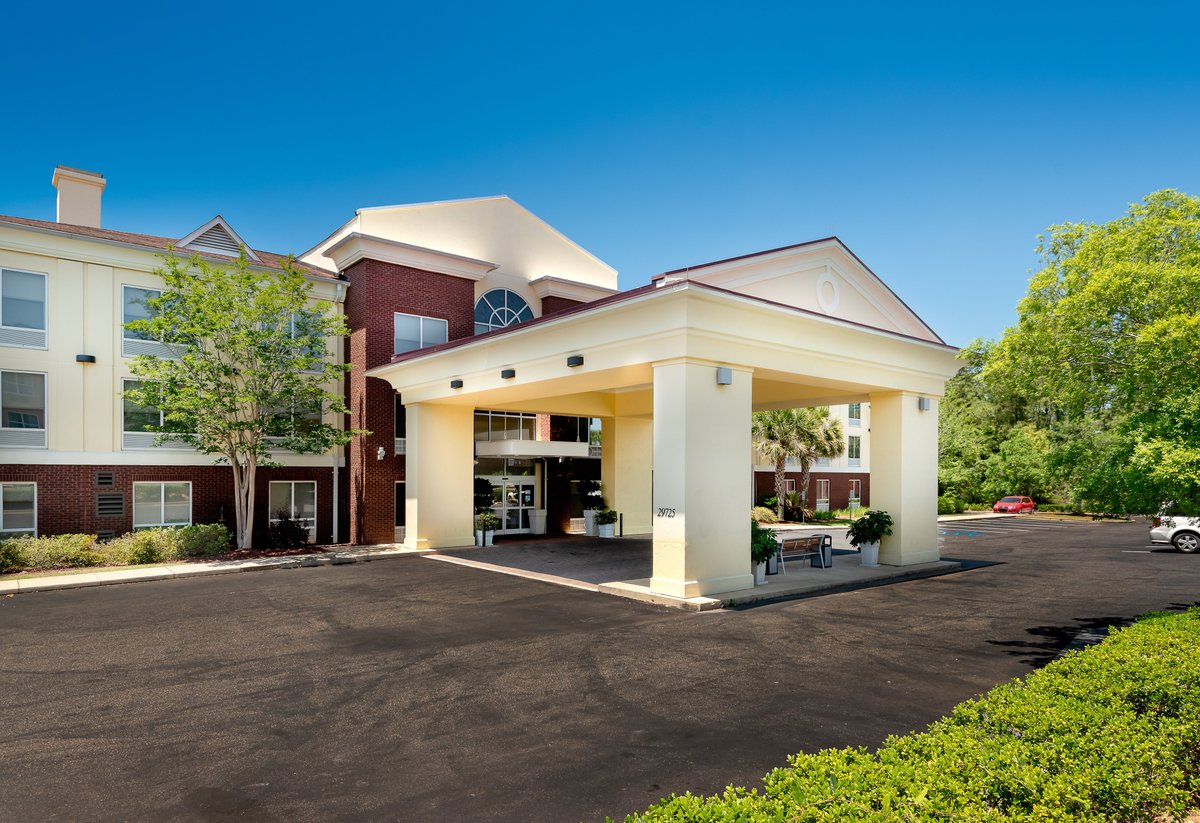 HOLIDAY INN EXPRESS & SUITES DAPHNE-SPANISH FORT AREA, AN IHG HOTEL ...