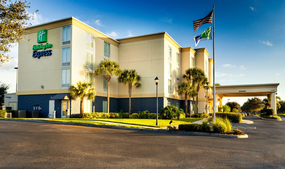 HOLIDAY INN EXPRESS & SUITES ARCADIA, AN IHG HOTEL - Prices & Reviews (FL)