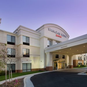 Alexandra, Virginia Hotel Entrance