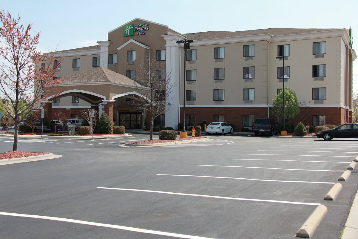 Holiday Inn Express &amp; Suites Roanoke Rapids SE, an IHG Hotel, hotel em Gaston