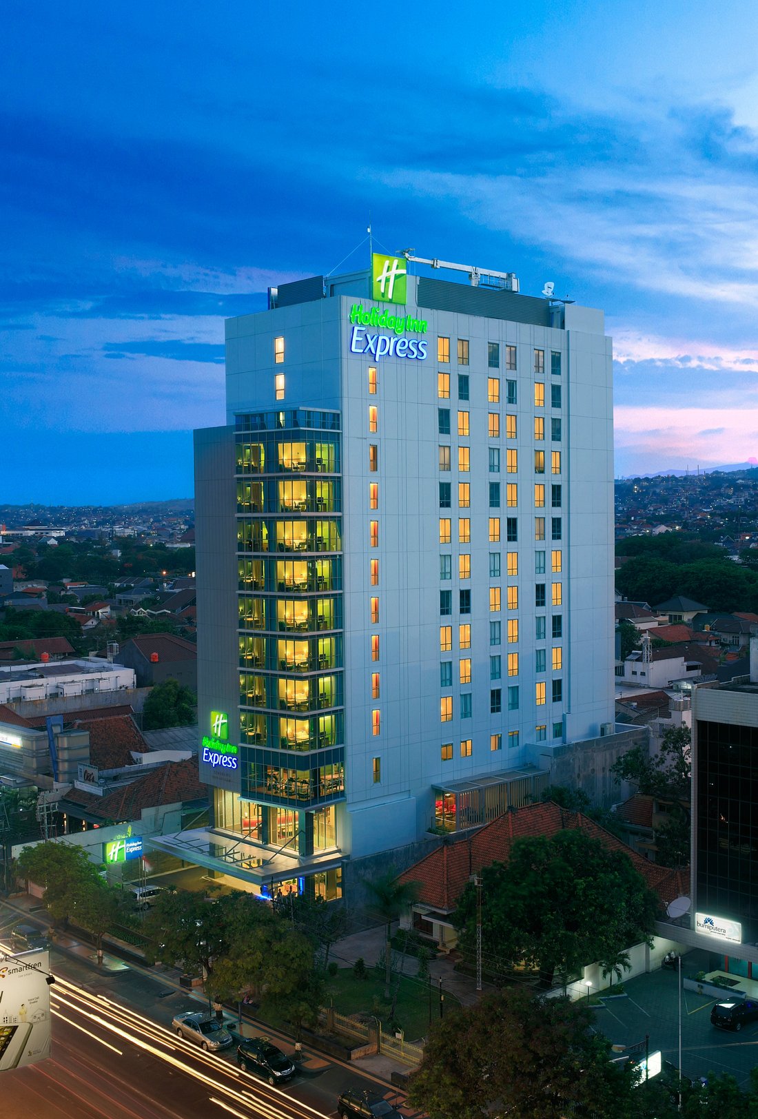 Holiday Inn Express Semarang Simpang Lima, an IHG hotel, hotell i Semarang