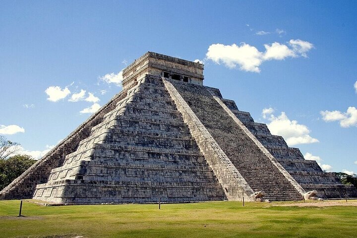 2024 Chichen Itza Deluxe Tour! 2 Sacred Cenotes and Valladolid