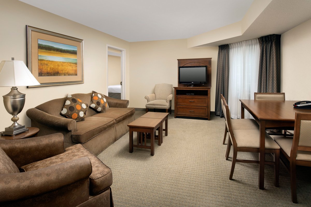 STAYBRIDGE SUITES NORTH BRUNSWICK, AN IHG HOTEL $134 ($̶1̶7̶0̶ ...