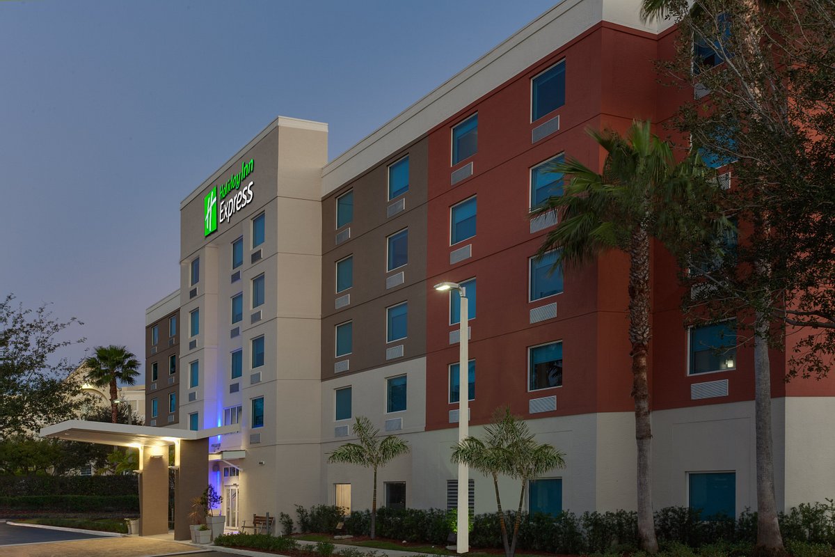 Holiday Inn Express &amp; Suites Ft. Lauderdale Airport/Cruise, hotell i Fort Lauderdale
