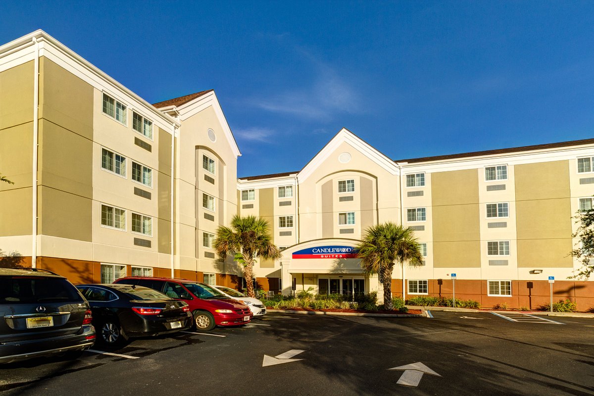 Candlewood Suites Ft Myers I-75, an IHG Hotel, hotell i Fort Myers
