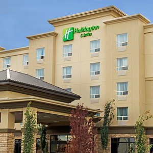 Hotel Exterior of the Holiday Inn & Suites West Edmonton