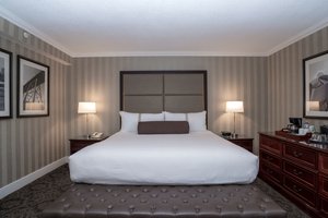 Sandman Signature Edmonton Downtown Hotel (C̶$̶1̶3̶9̶) C$126 - UPDATED ...