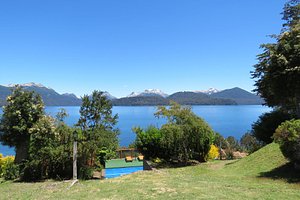 parque y juegos para niños - Picture of Cabanas Maite, Villa La Angostura -  Tripadvisor