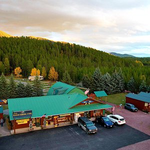 Sky Eco - Glacier Generals Store & Cabins - Only 6 miles from Glacier National Park's West Entrance