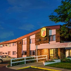 Super 8 Brooklyn Center
