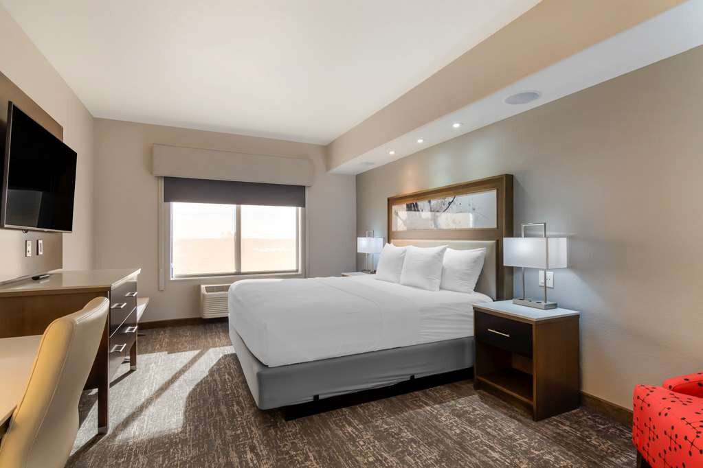 BEST WESTERN PREMIER LIBERTY INN & SUITES $145