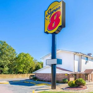 Super 8 RichmondBroad Street