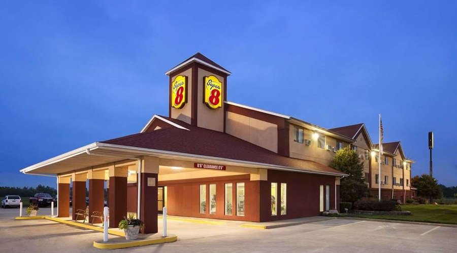 Welcome to Super 8 Salem