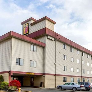Welcome to the Super 8 Ketchikan
