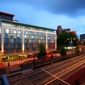 Future Inns Bristol Exterior