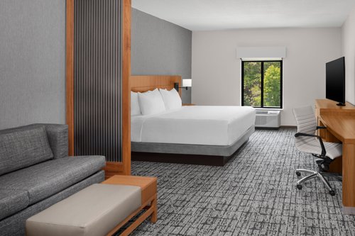 HYATT PLACE BOSTON / BRAINTREE: UPDATED 2024 Hotel Reviews, Price ...