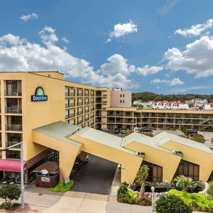 Welcome to Days Inn Virginia Beach at the Beach