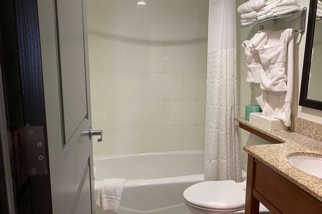 Hotel photo 28 of Ramada by Wyndham New York Times Square West.