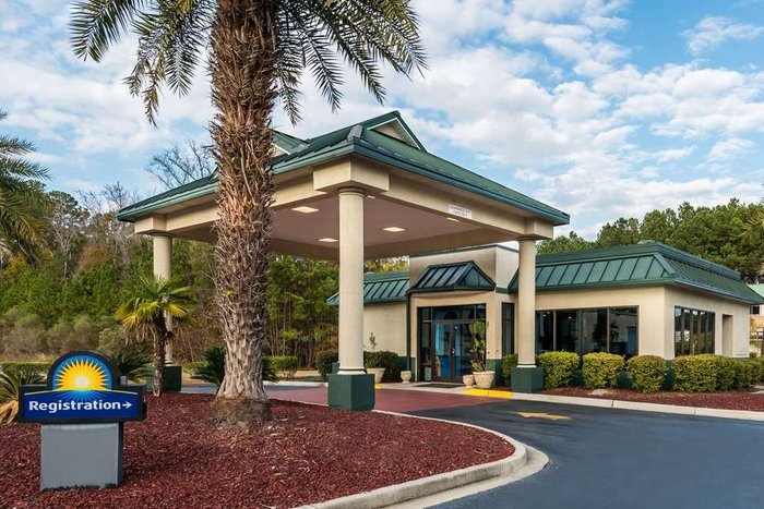 DAYS INN BY WYNDHAM RICHMOND HILL/SAVANNAH - Updated 2024 Prices ...