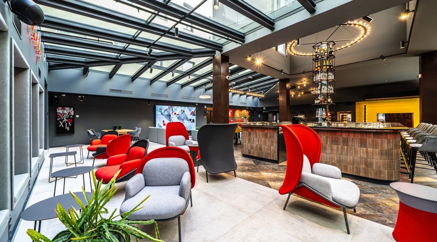Lobby and Bar