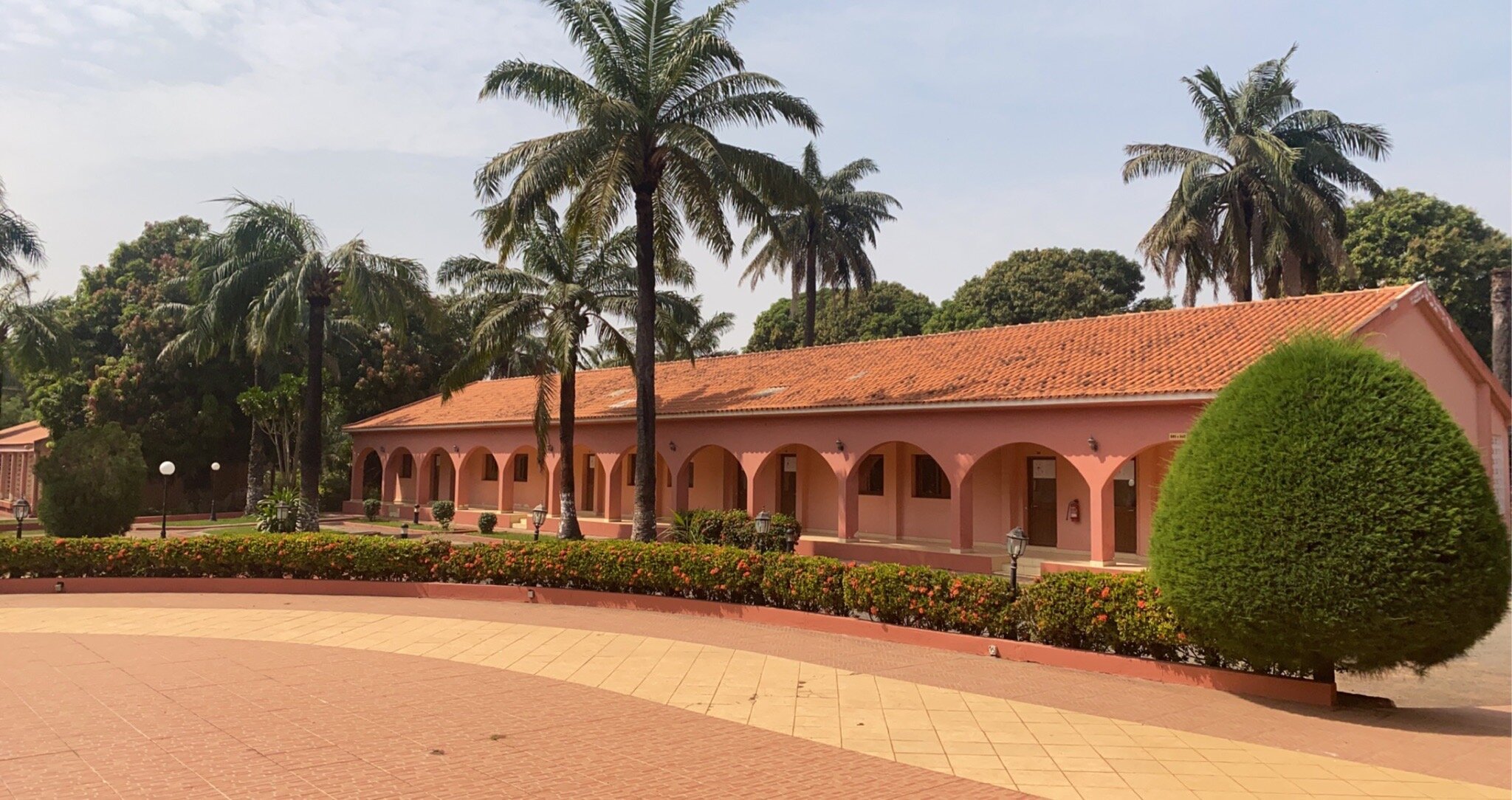 Dunia Hotel Bissau image