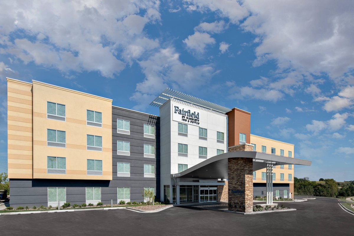 FAIRFIELD INN & SUITES BY MARRIOTT LAKE GENEVA $146 ($̶1̶5̶4̶ ...