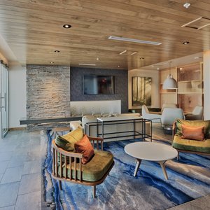 Lobby - Seating Area