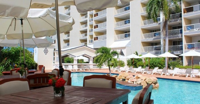 Emerald St Martin