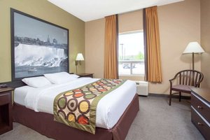 Room & Suite