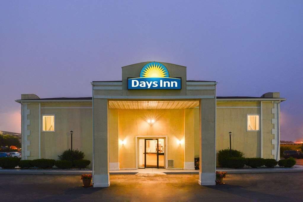 DAYS INN BY WYNDHAM INDIANAPOLIS EAST POST ROAD $67 - Updated 2024 ...