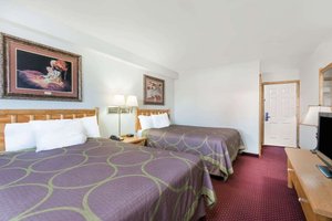 Room & Suite