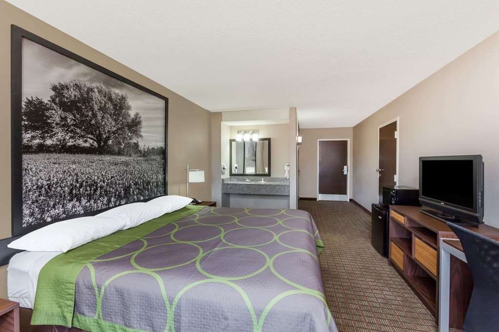 Hotel photo 22 of Super 8 by Wyndham Buffalo.