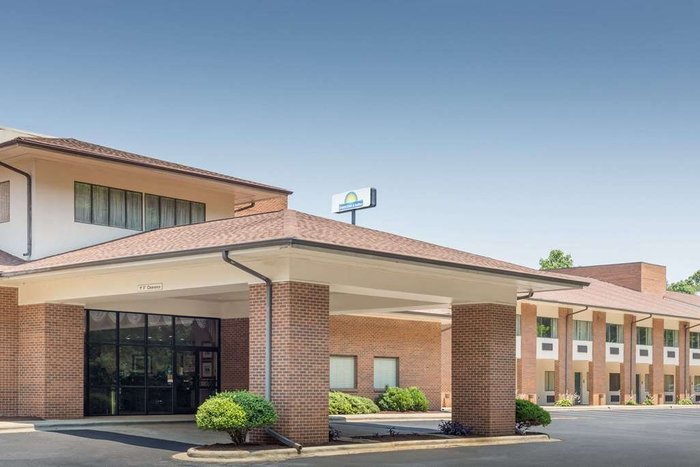 DAYS INN BY WYNDHAM LEXINGTON $72 ($̶8̶6̶) - Updated 2024 Prices ...